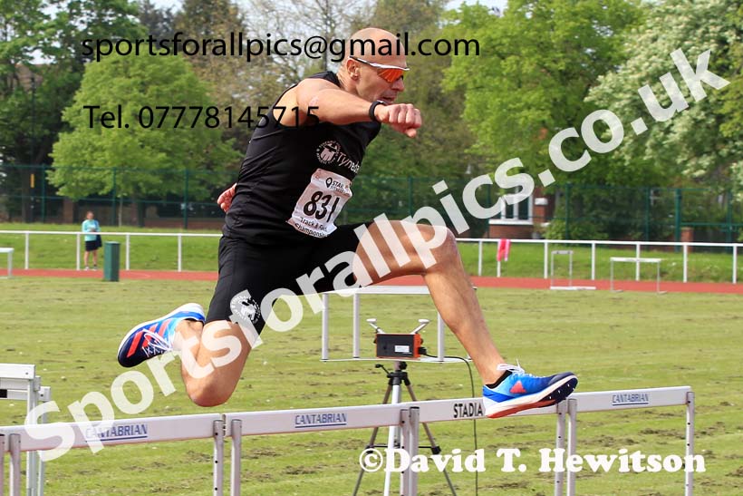 Senior Mens 400 metres Hurdles, 2023 North Eastern Track and Field Champs., Middlesbrough Sports Village, Middlesbrough. Photo: David T. Hewitson/Sports for All Pics